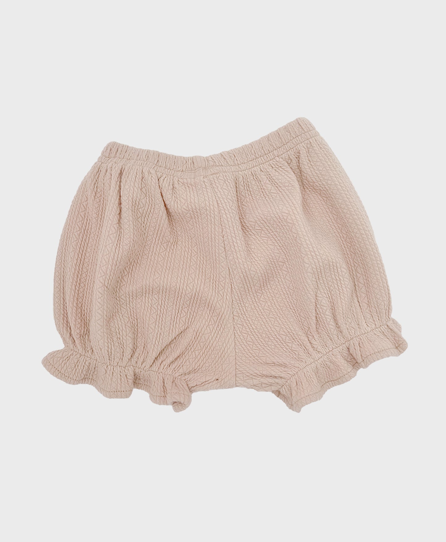 baby girl shorts with elasticated edges with 100% cotton.