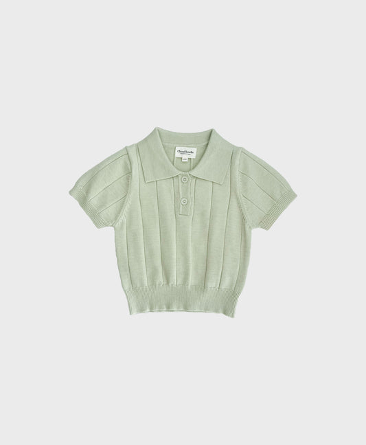 Baby sweater polo in green, featuring a collar. A stylish choice for formal baby boy clothes.