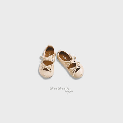 Classic Bow Leather Mary Janes